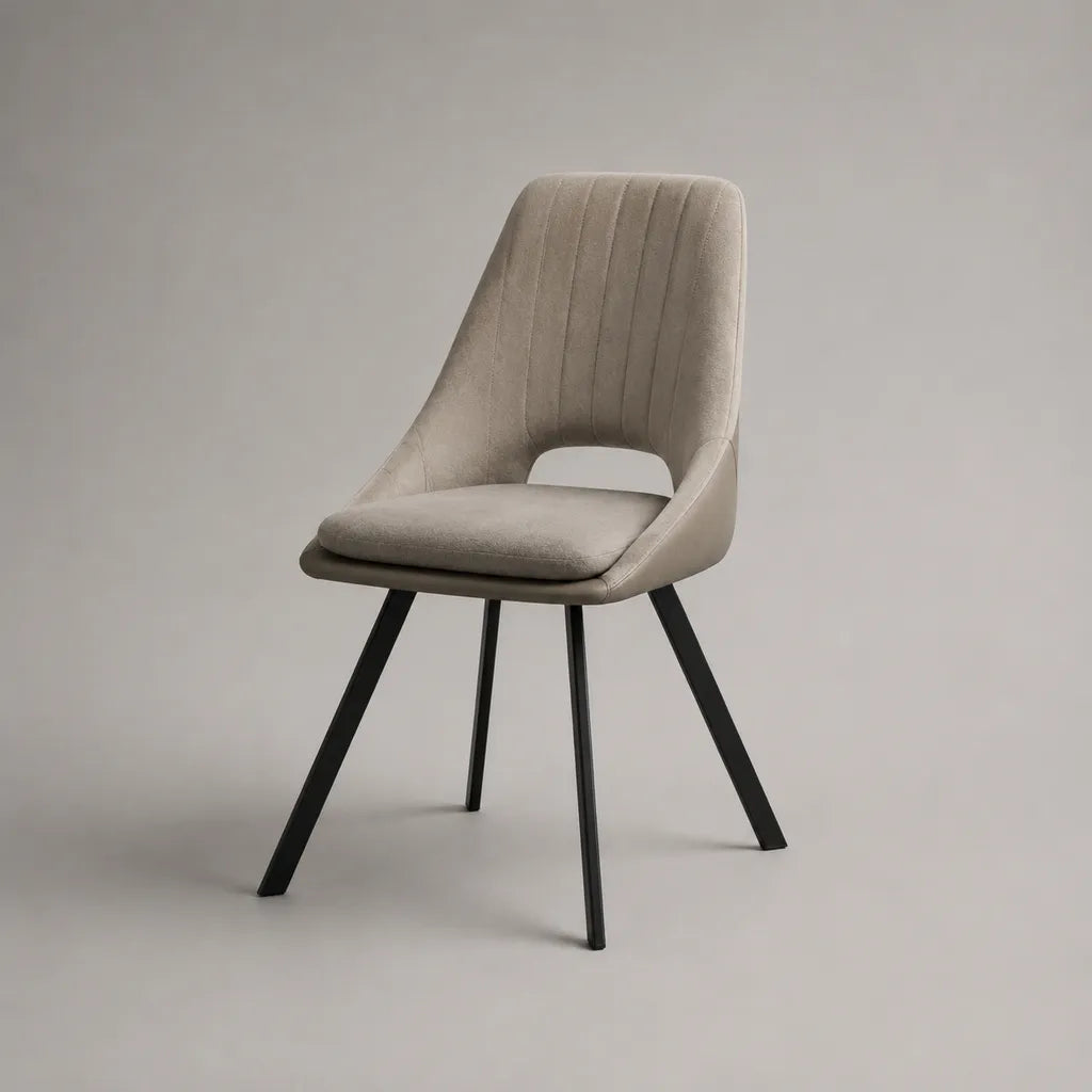 Sedia da pranzo imbottita in tessuto e similpelle beige con gambe in acciaio nero, 49 × 57 × 85 cm