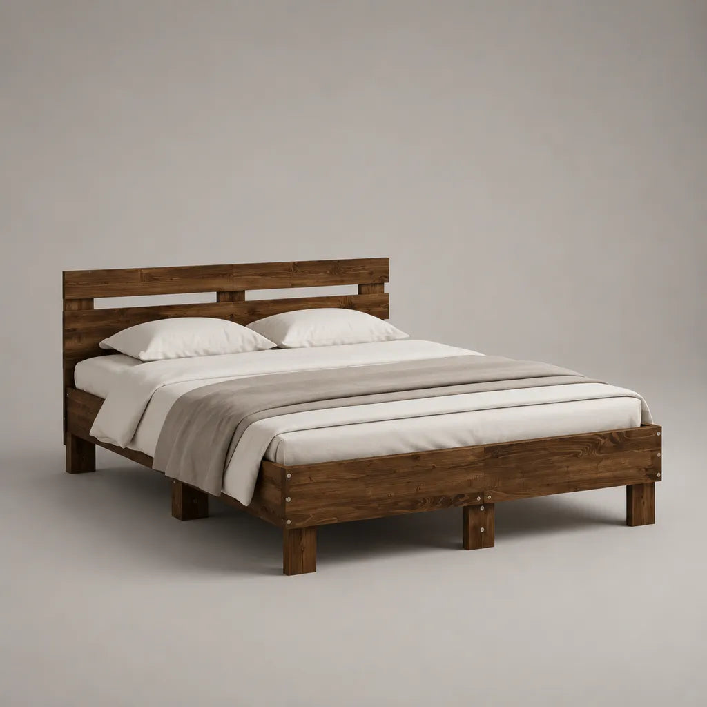 Letto matrimoniale in legno massello di pino marrone scuro, rete 160 x 200 cm, dimensioni 168 x 214 x 105 cm, testiera a listelli